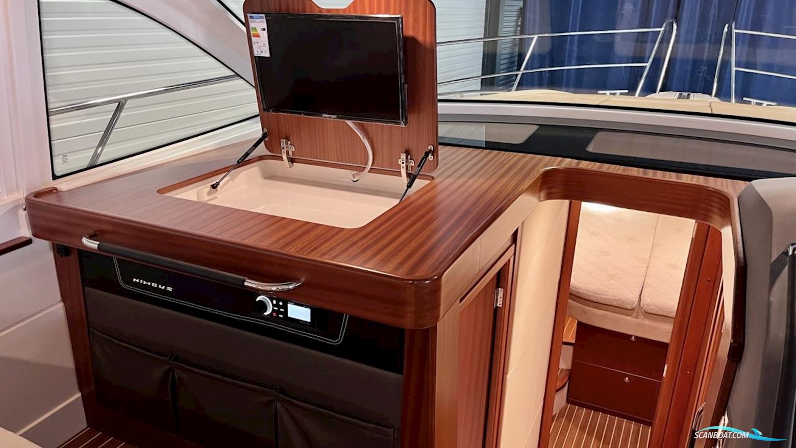 Nimbus 405 Flybridge