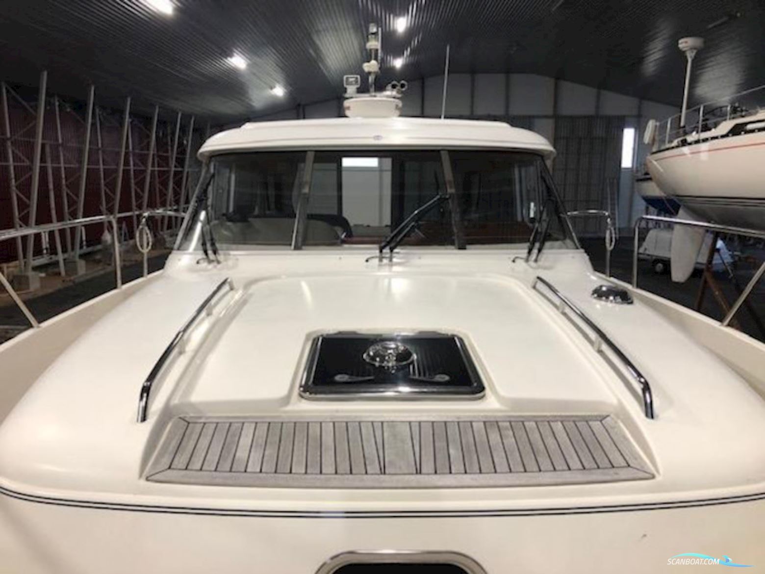 Nimbus 42 Nova Coupe