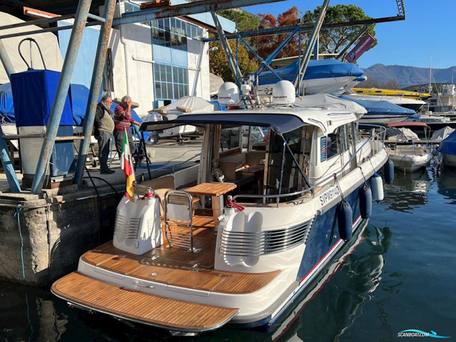 Nimbus 42 Nova Coupé