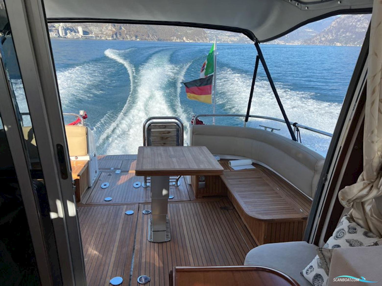 Nimbus 42 Nova Coupé