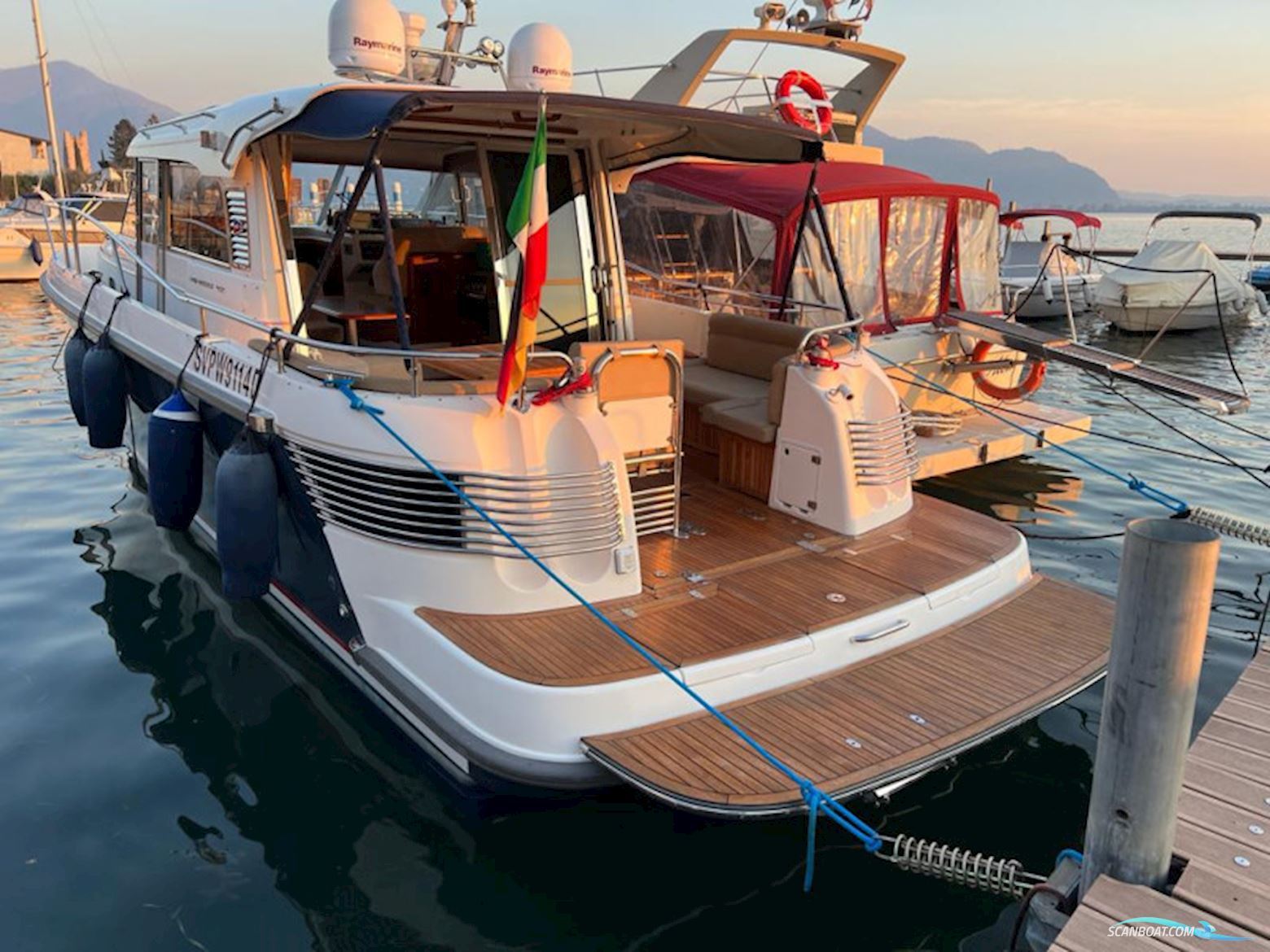 Nimbus 42 Nova Coupé