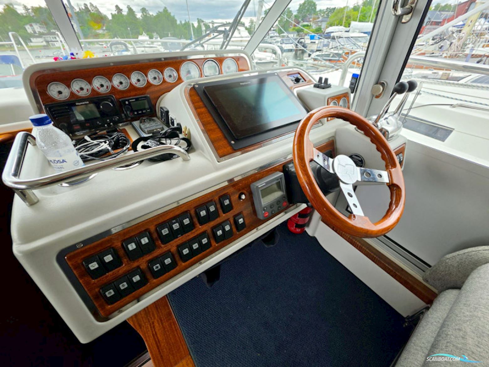 Nimbus 42 Nova Coupé