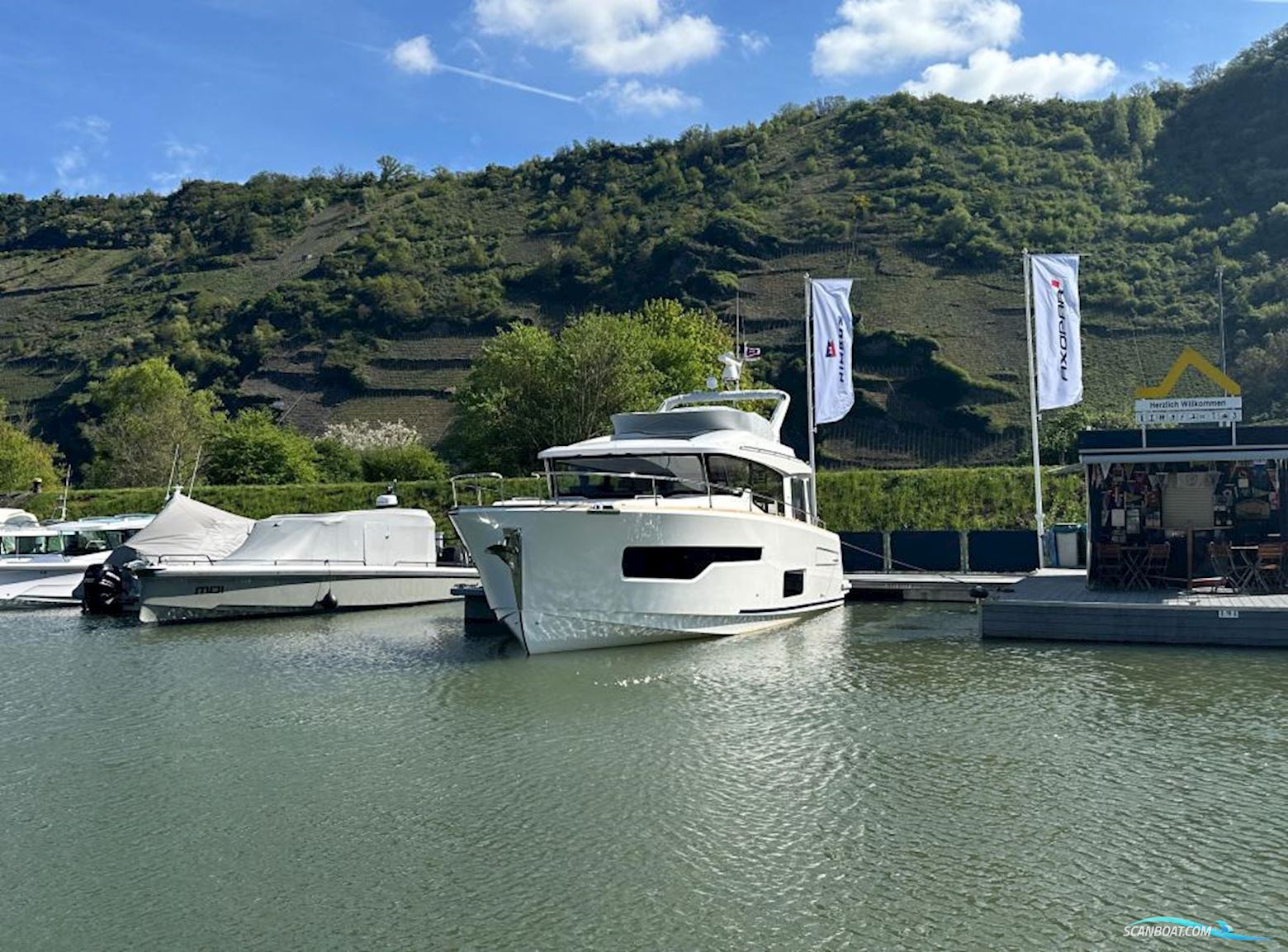 Nimbus 495 Fly "Reserviert" Motorboat 2024, with Volvo Penta engine, Germany