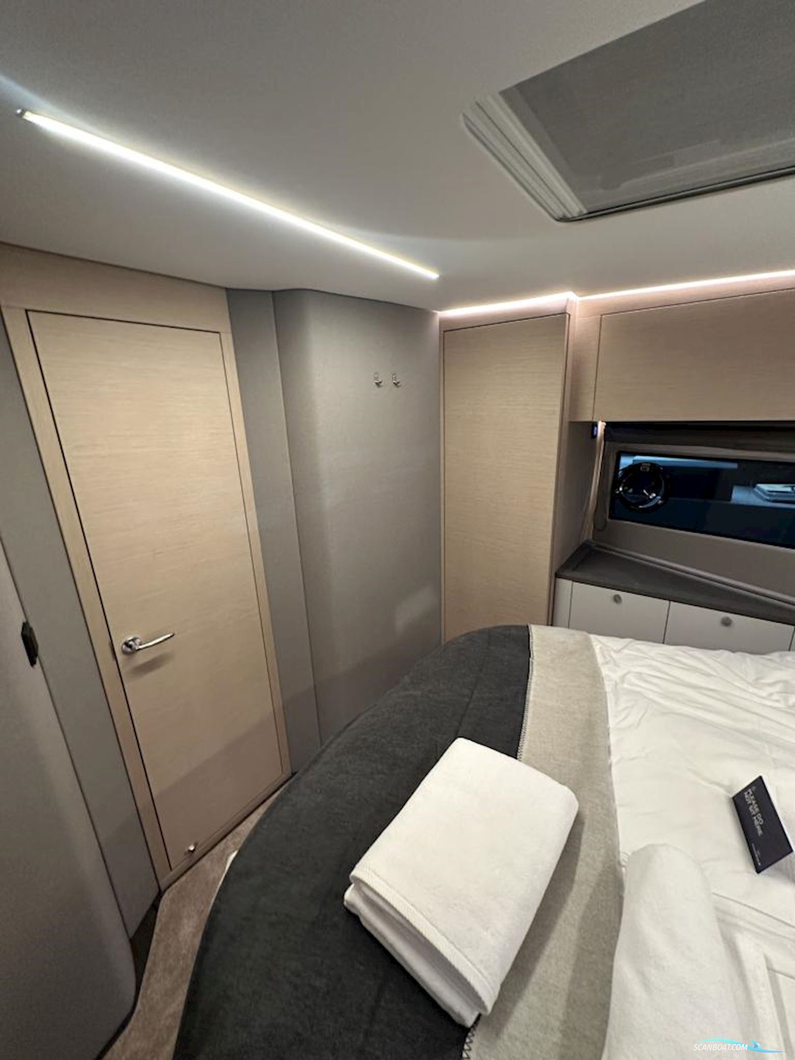 Nimbus 495 Flybridge