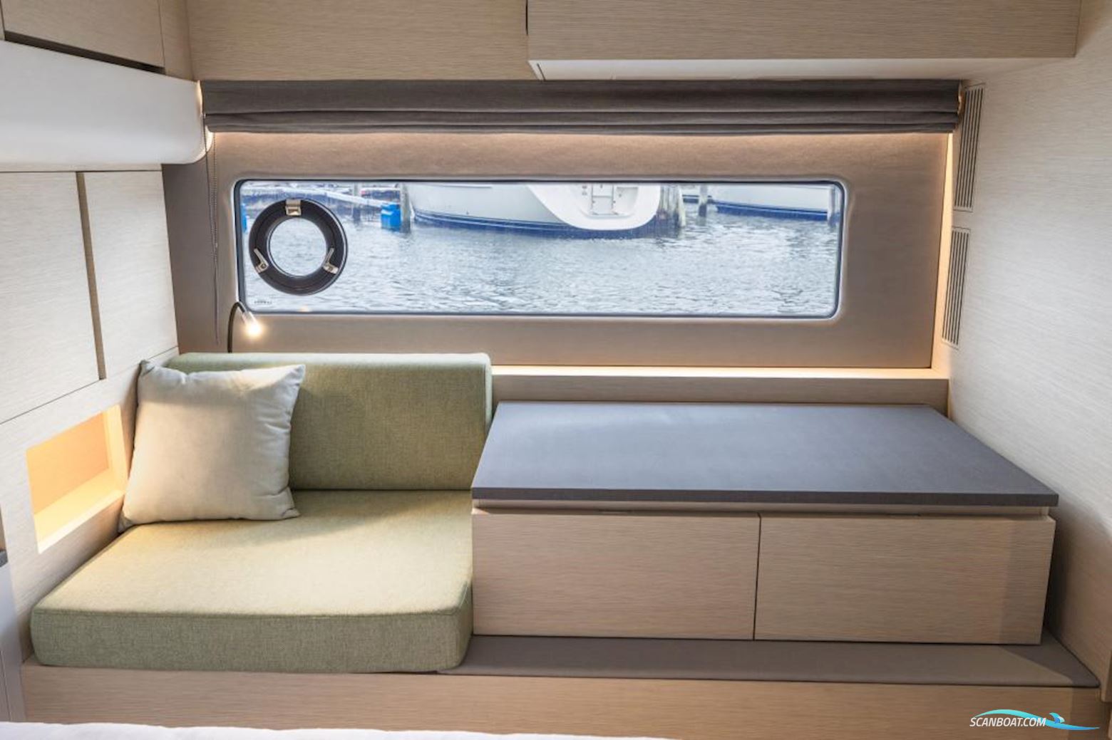 Nimbus 495 Flybridge