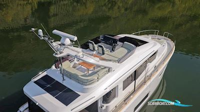 Nimbus 495 Flybridge Motorboat 2025, with Volvo Penta Ips650 engine, Germany