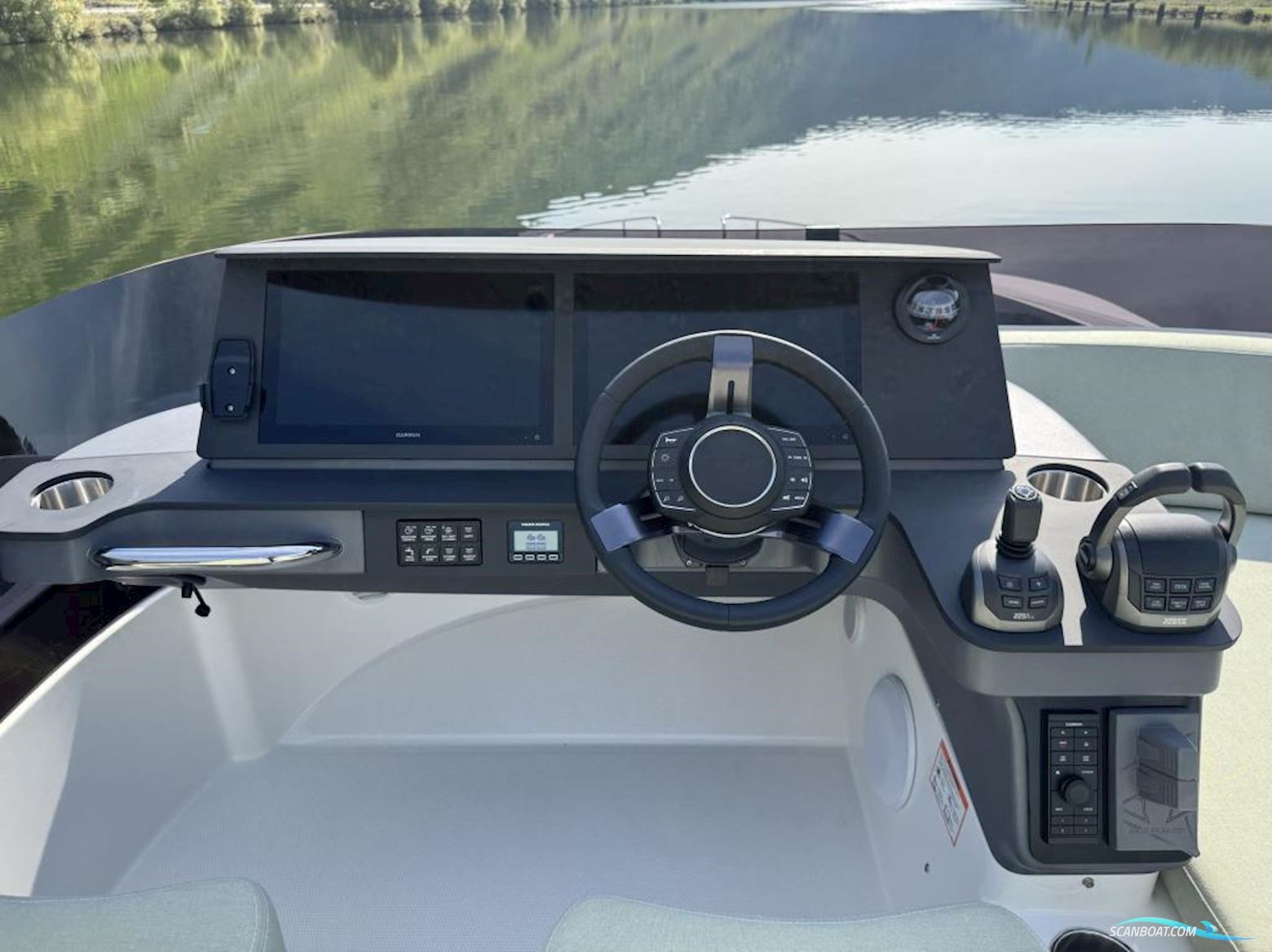 Nimbus 495 Flybridge