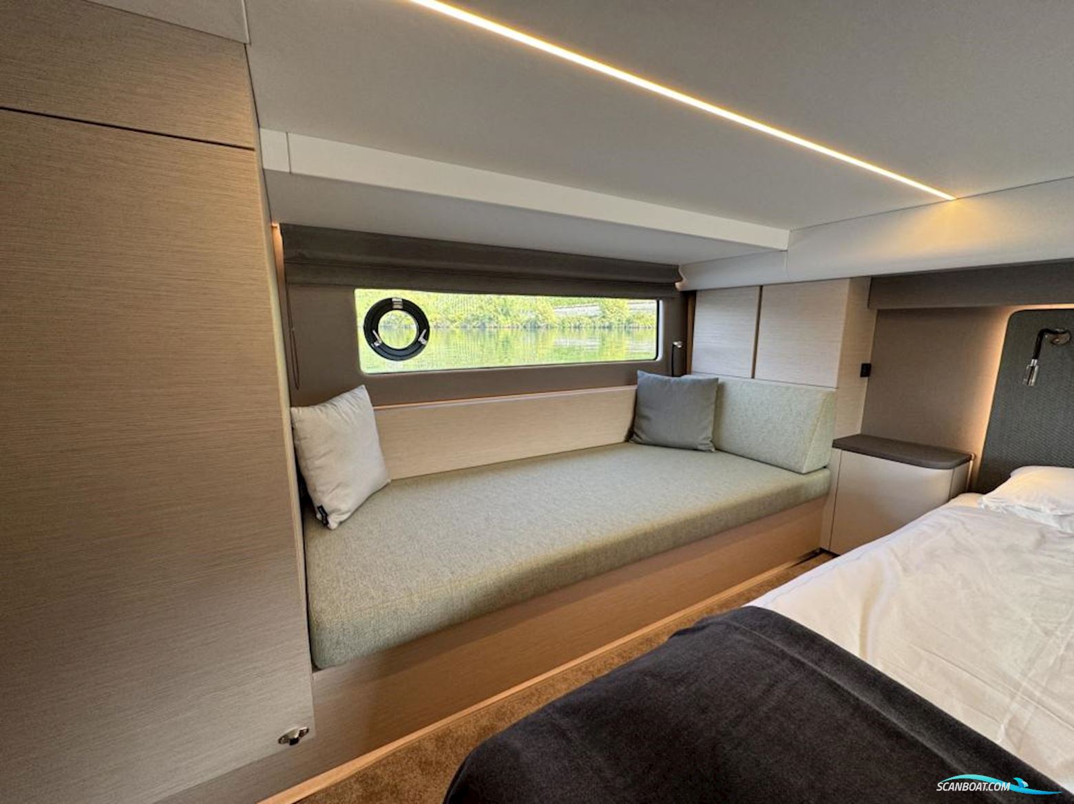 Nimbus 495 Flybridge
