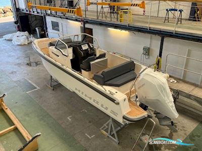 Nimbus Boats NIMBUS T8 Motorboat 2022, with Mercury V8 – 300 CV – 4 temps engine, France