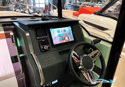 Nimbus C8 Motorboat 2022, with Mercury engine, Sweden