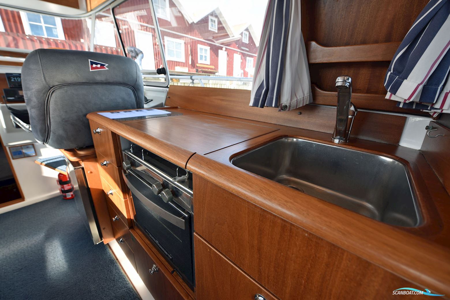 Nimbus Nimbus 320 Coupé