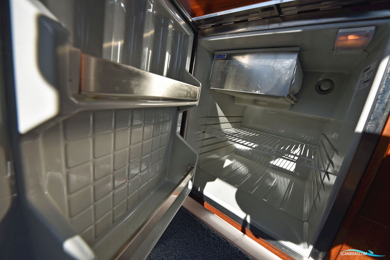 Nimbus Nimbus 320 Coupé