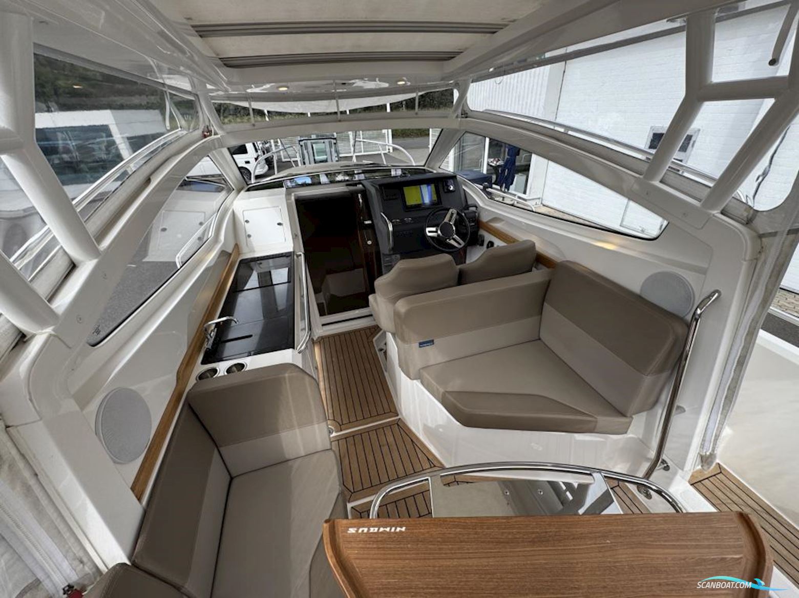 Nimbus W9 - reserviert