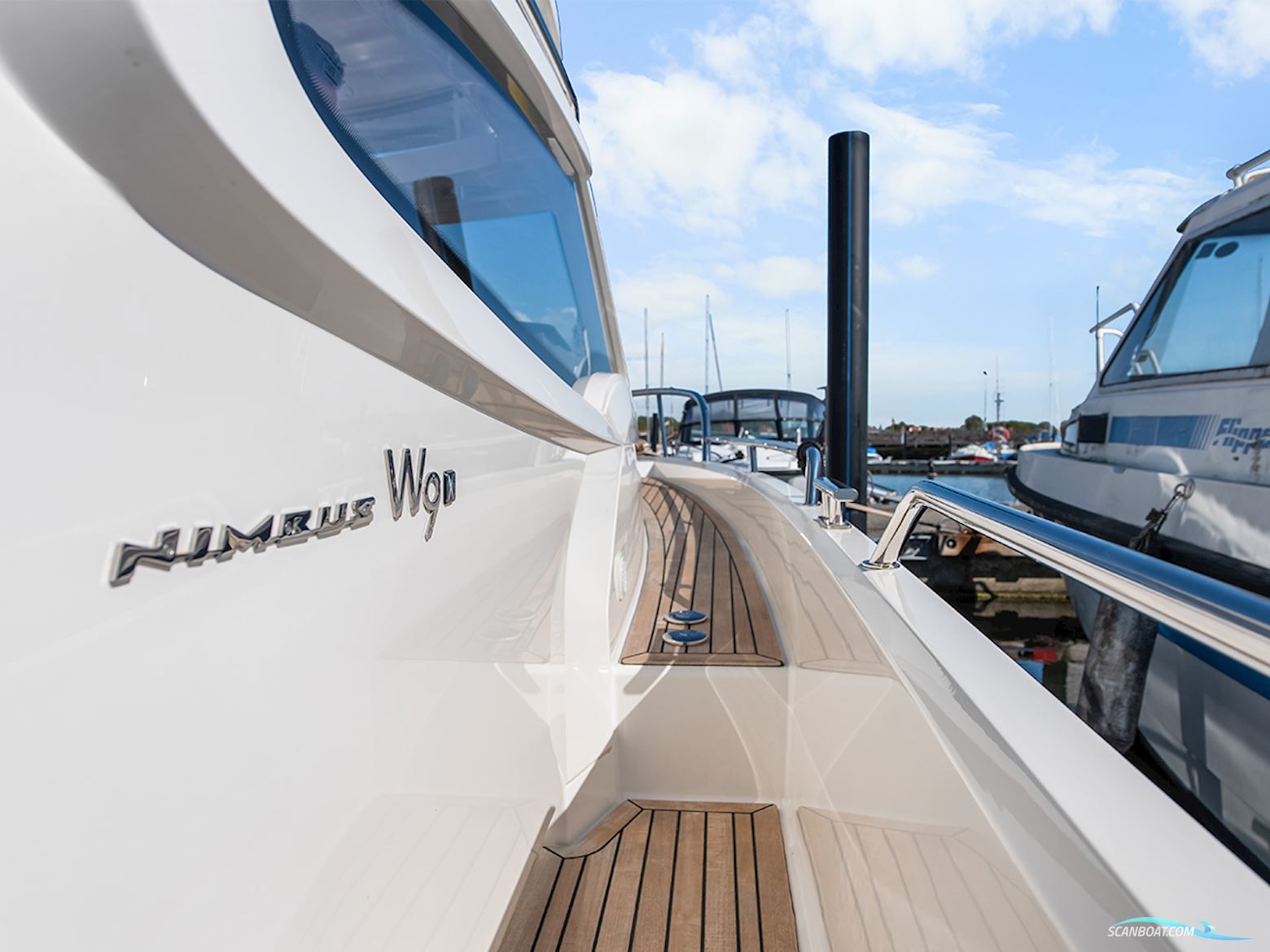 Nimbus W9 T-Top