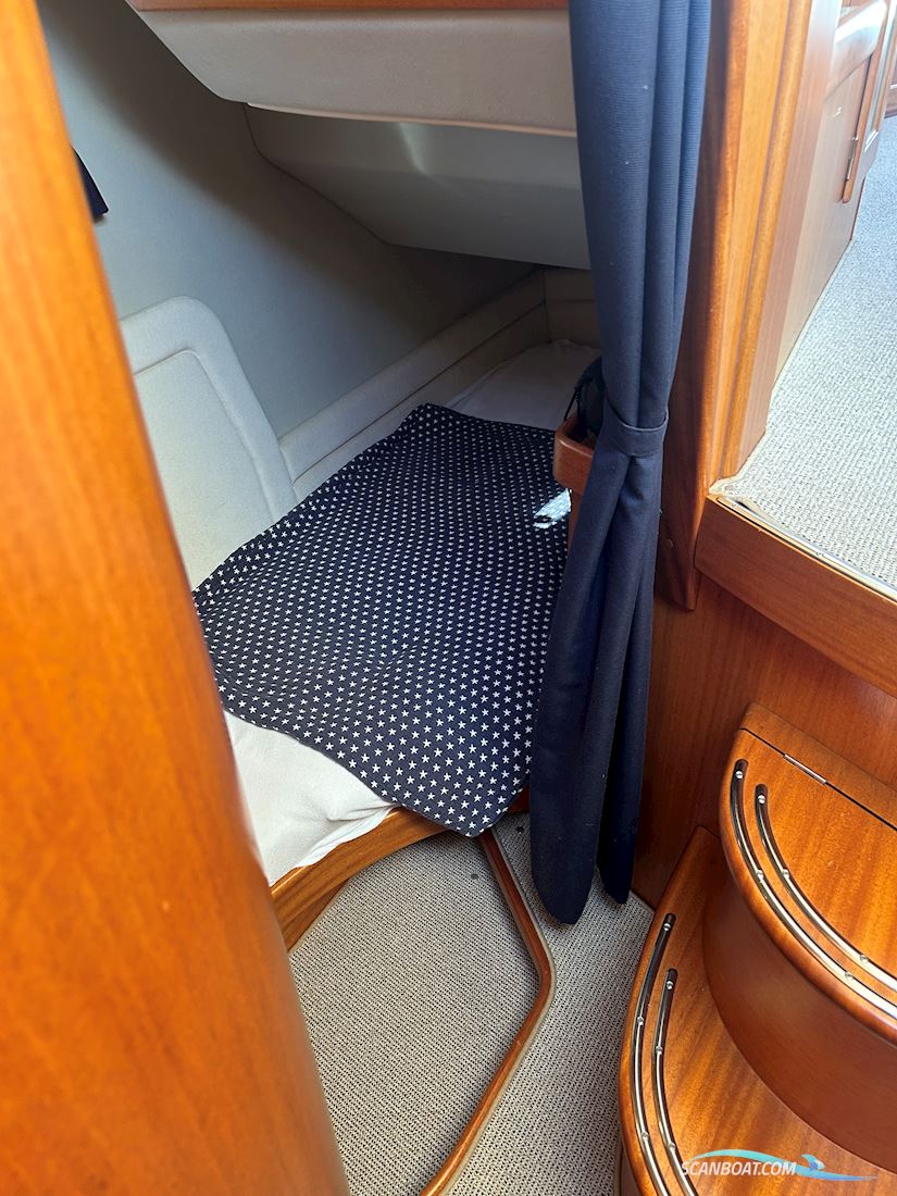 Nord West 370 Flybridge IPS 400