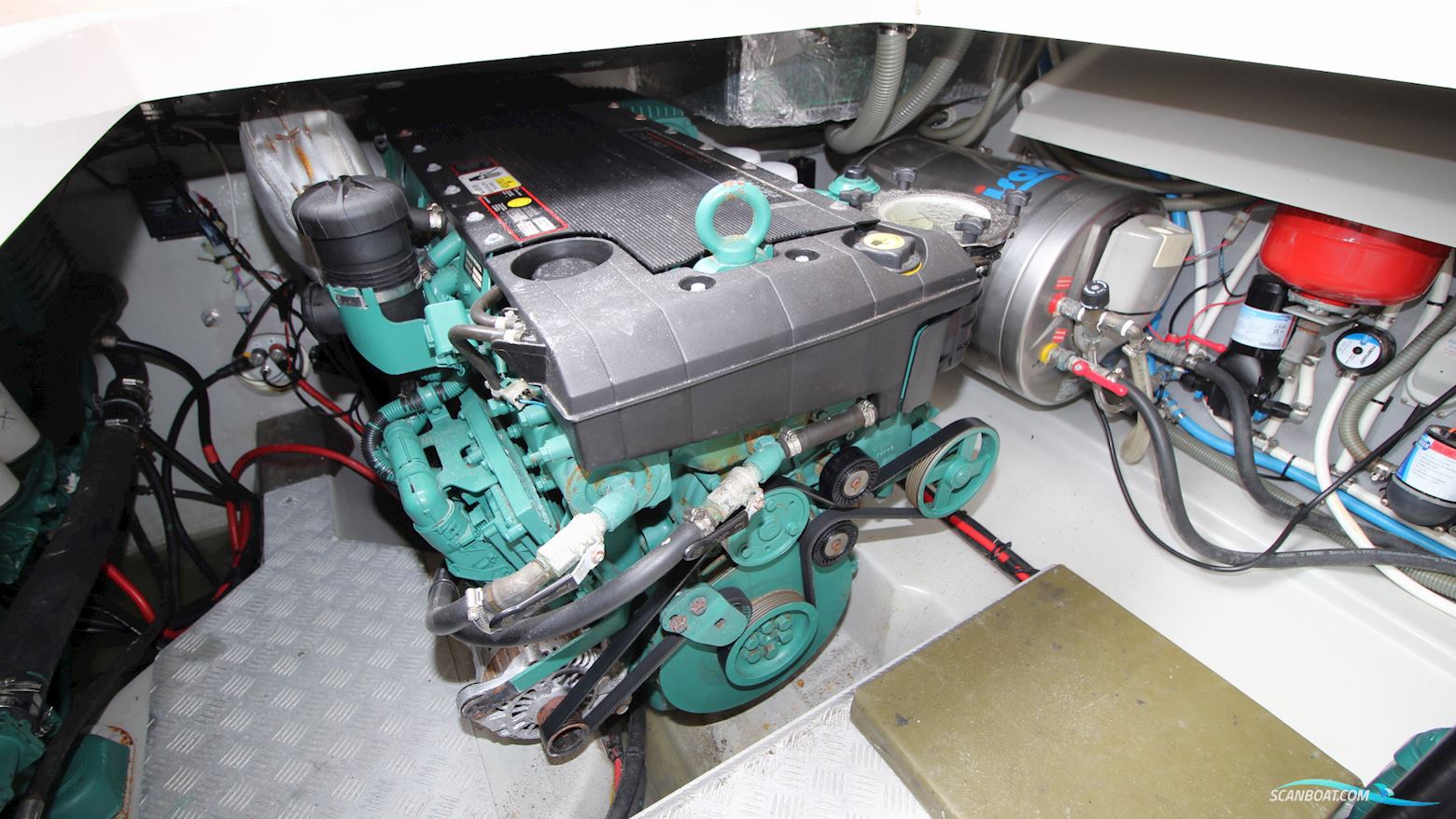 Nord West 390 Flybridge