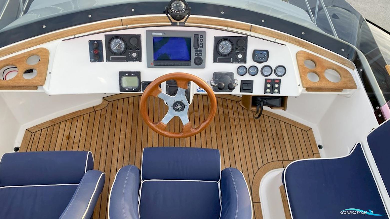 NORD WEST 390 FLYBRIDGE