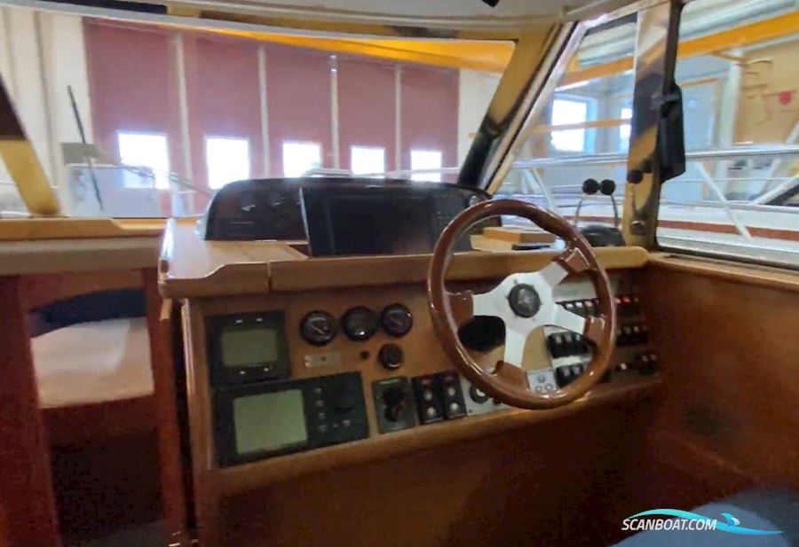 Nord West 390 Flybridge