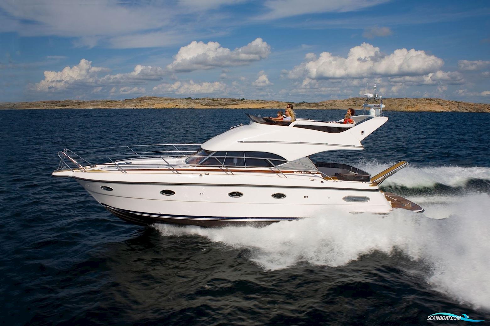 NORD WEST 420 Flybridge Motorboat 2007, Sweden