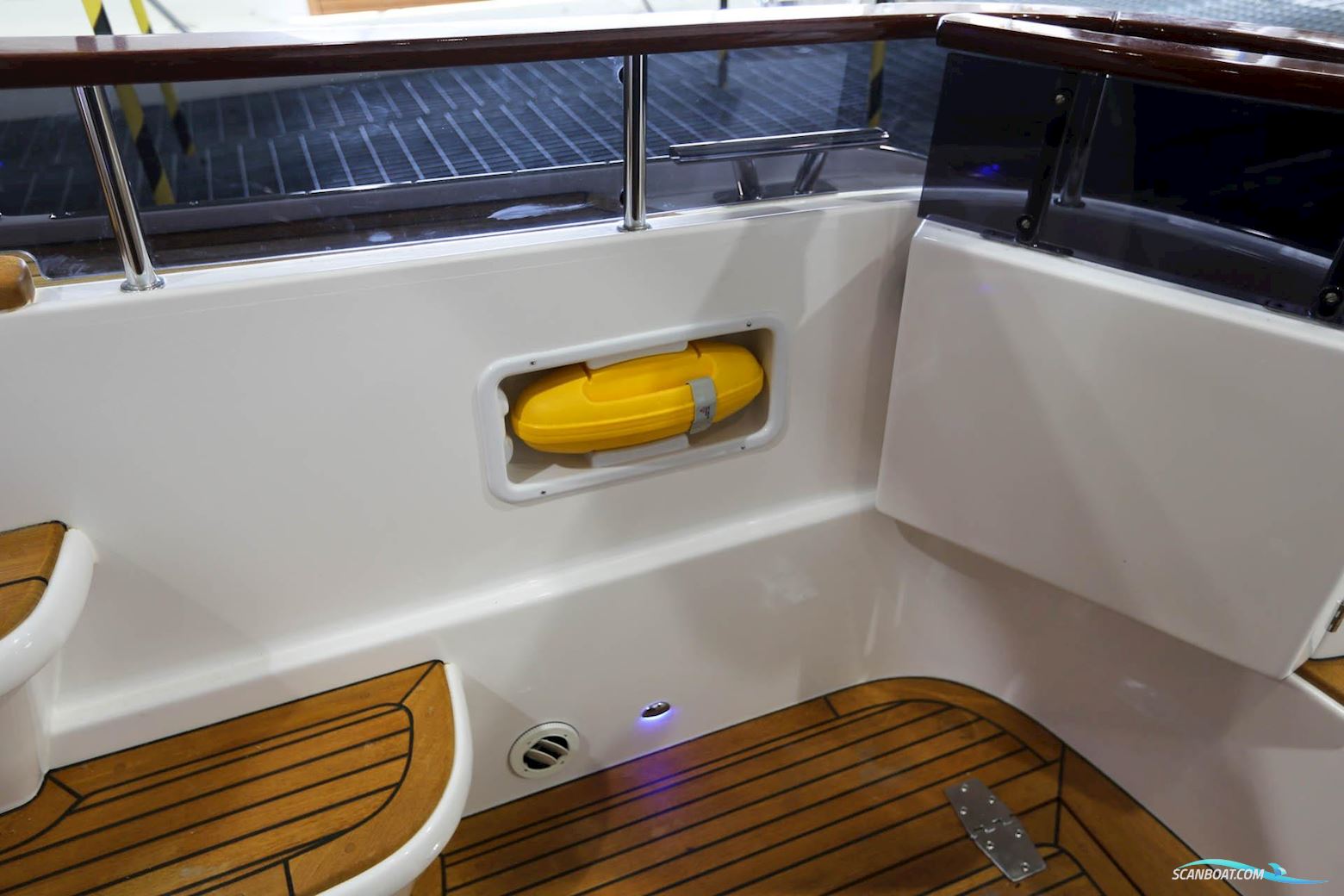 Nord West 420 Flybridge