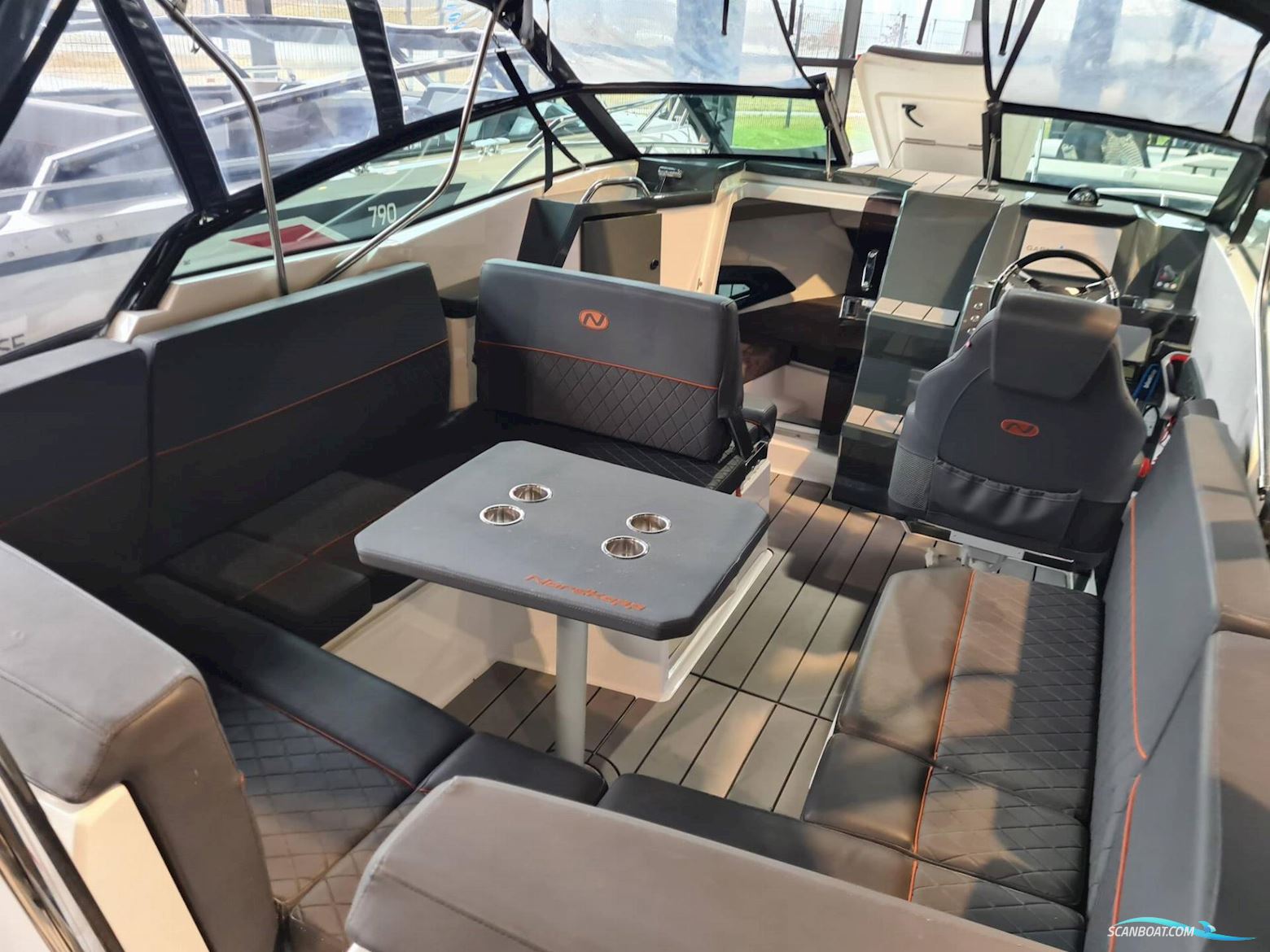 Nordkapp Noblesse 720 - Yamaha 250 HK/Udstyr