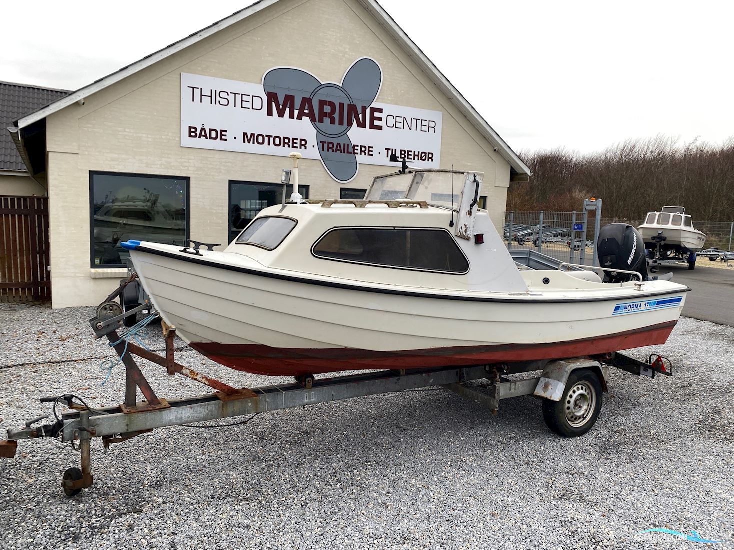 Norma 17 med Mercury 25 EFI