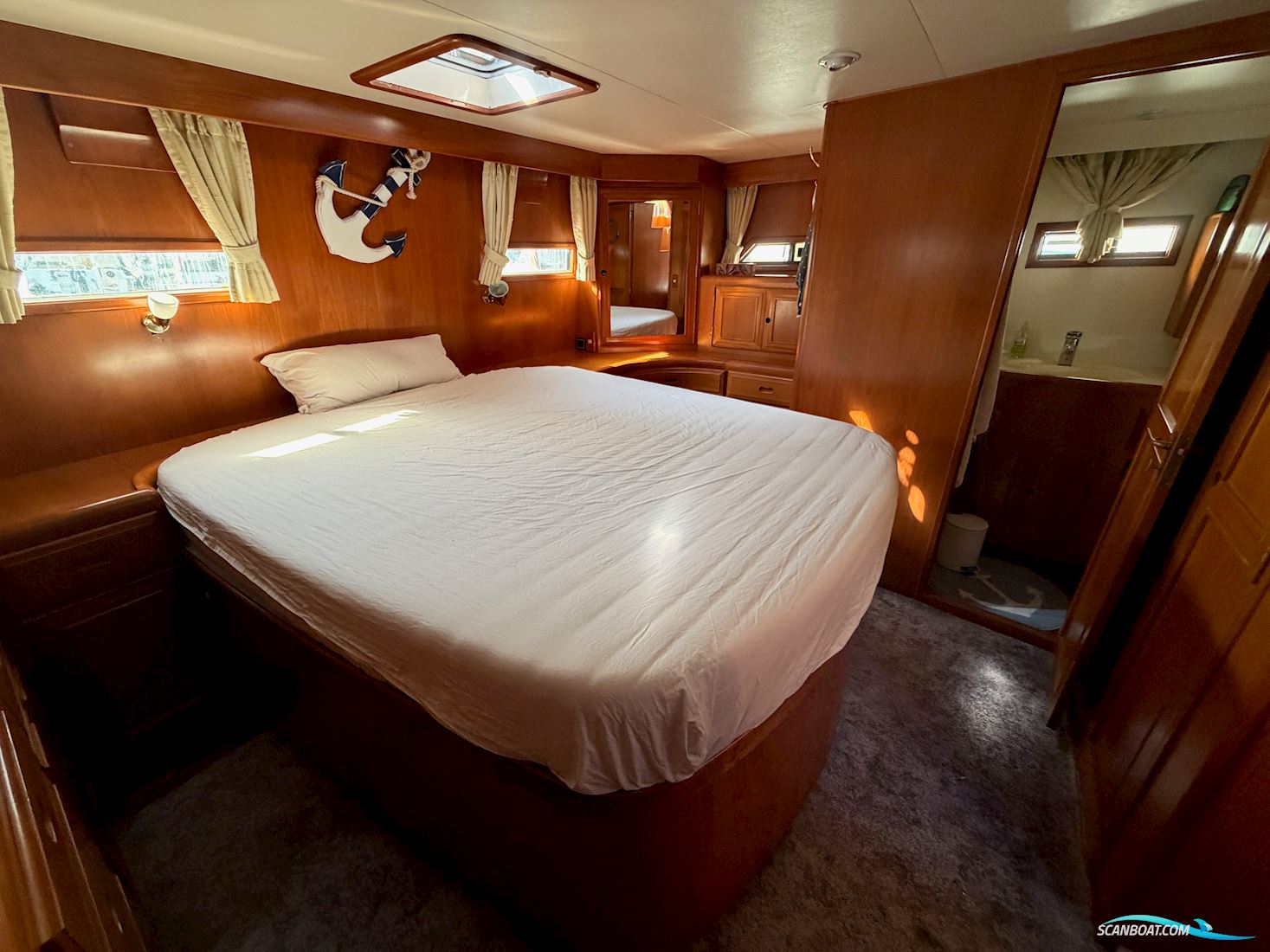 Ocean Alexander 39