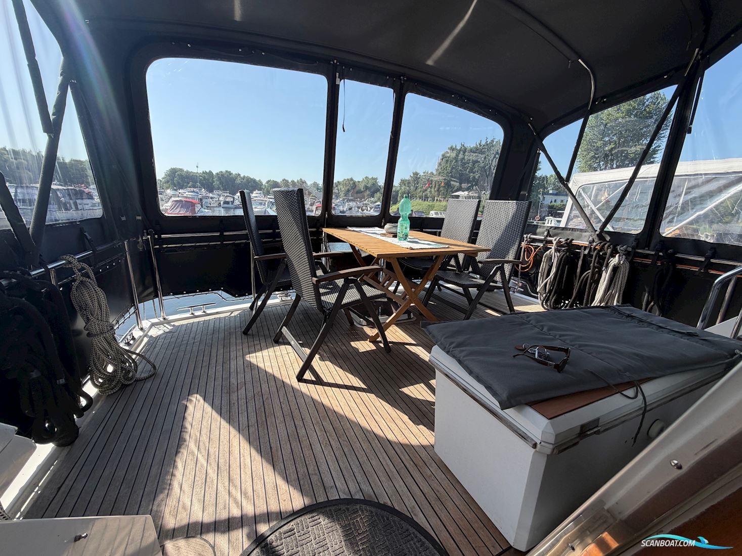 Ocean Alexander 39