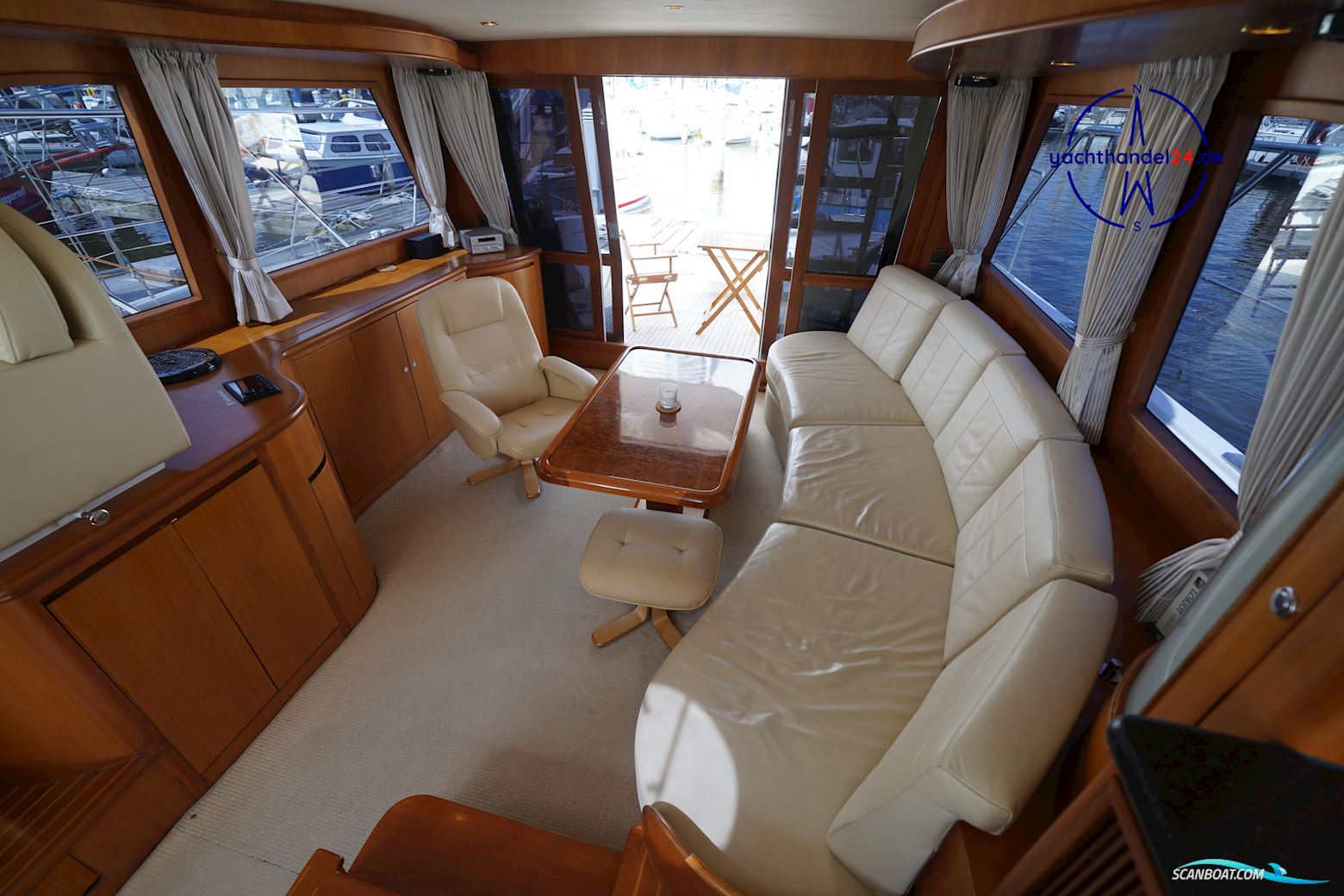 Ocean Alexander Altus 42