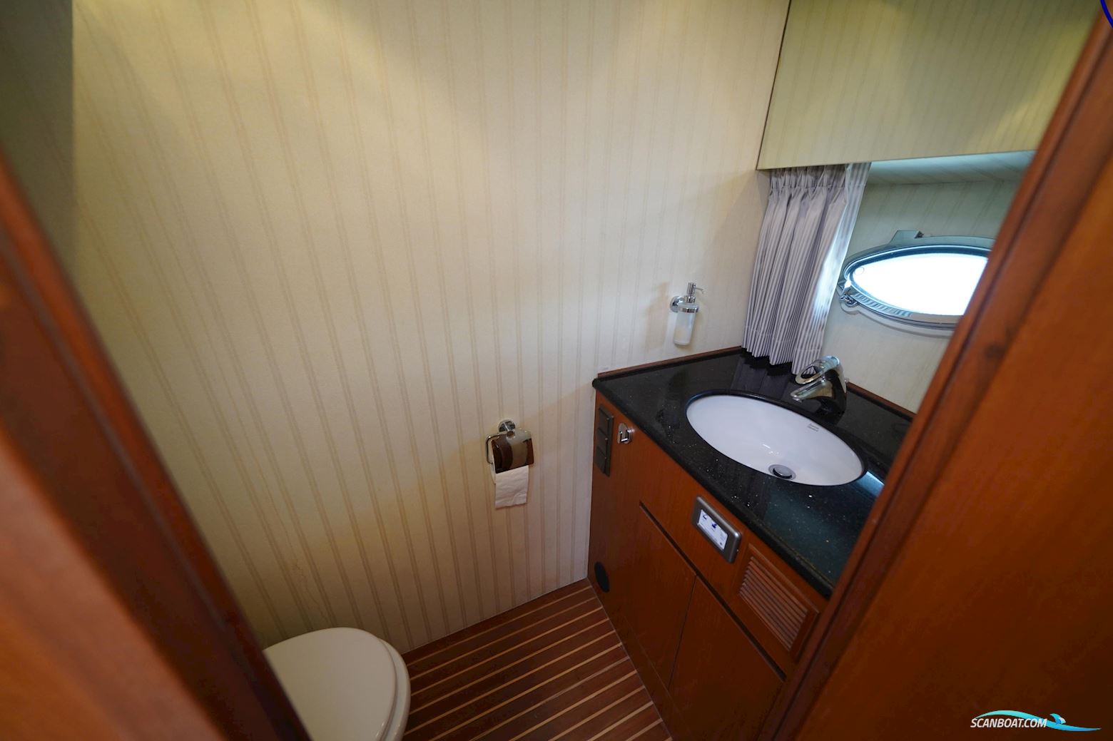 Ocean Alexander Altus 42