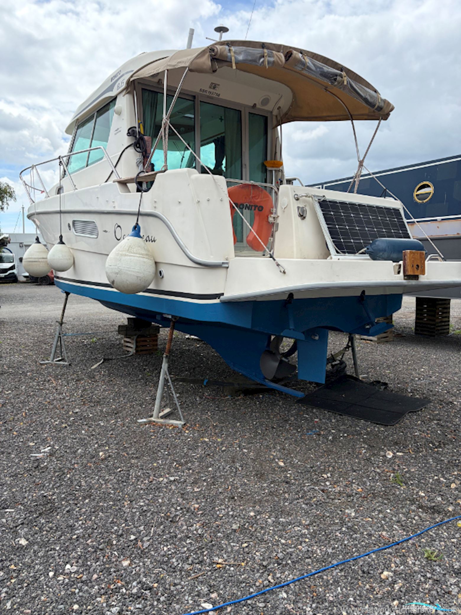 Ocqueteau 815