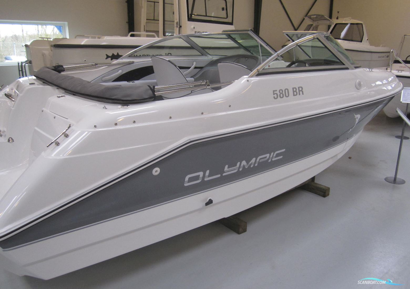 Olympic 580 Bowrider Med Mercury 115 hk CT