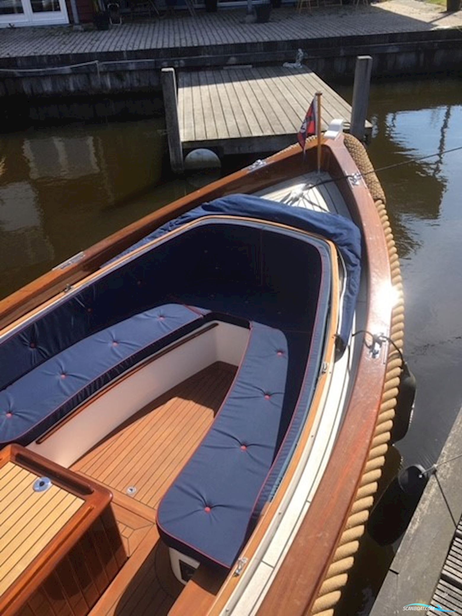 One-Off Wajer Captains Launch