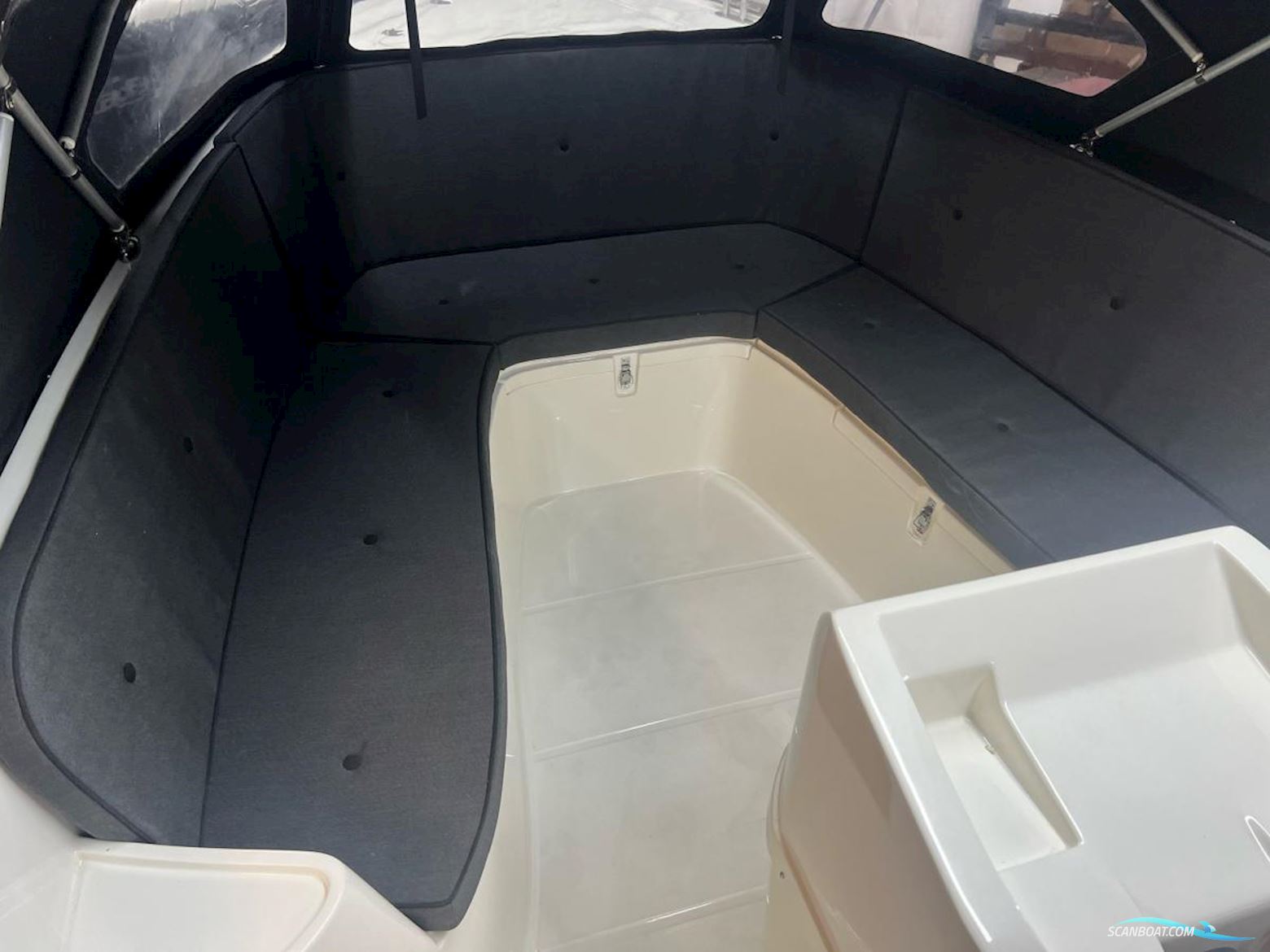 Oud Huijzer 616 Tender nieuw overjarig!