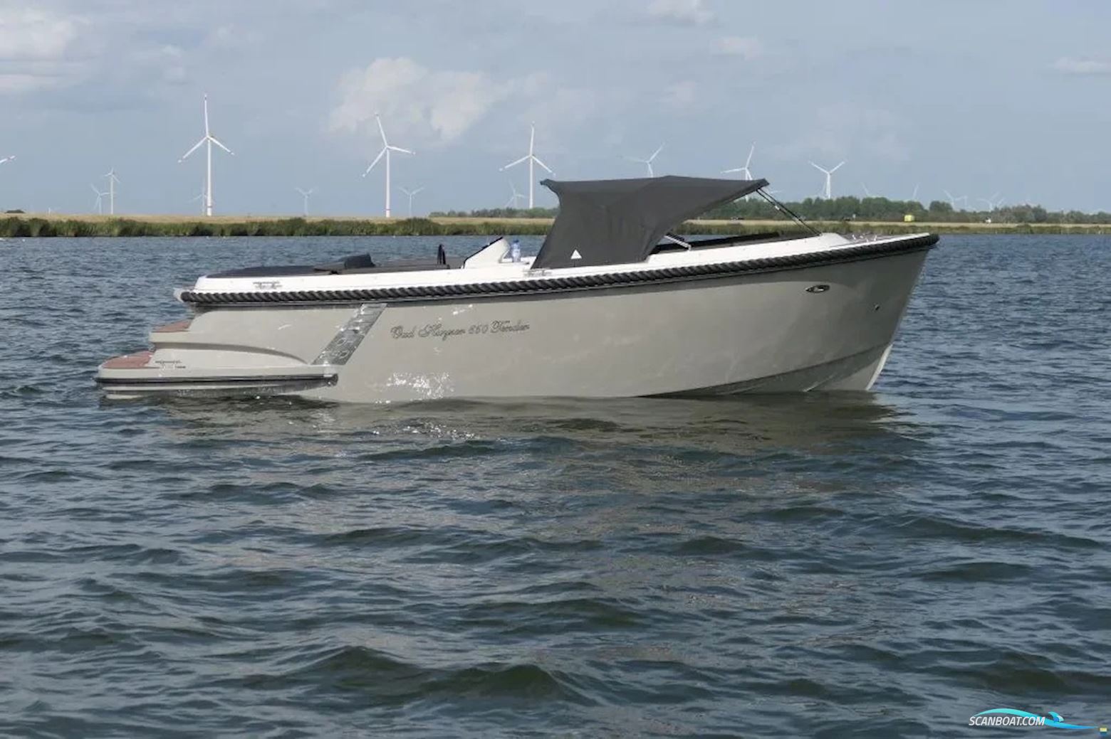 Oud Huijzer 650 Tender