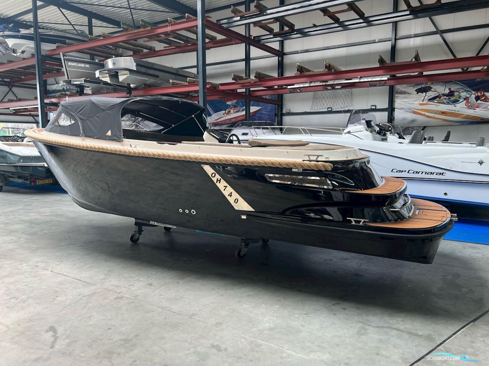 Oud Huijzer 740 Tender