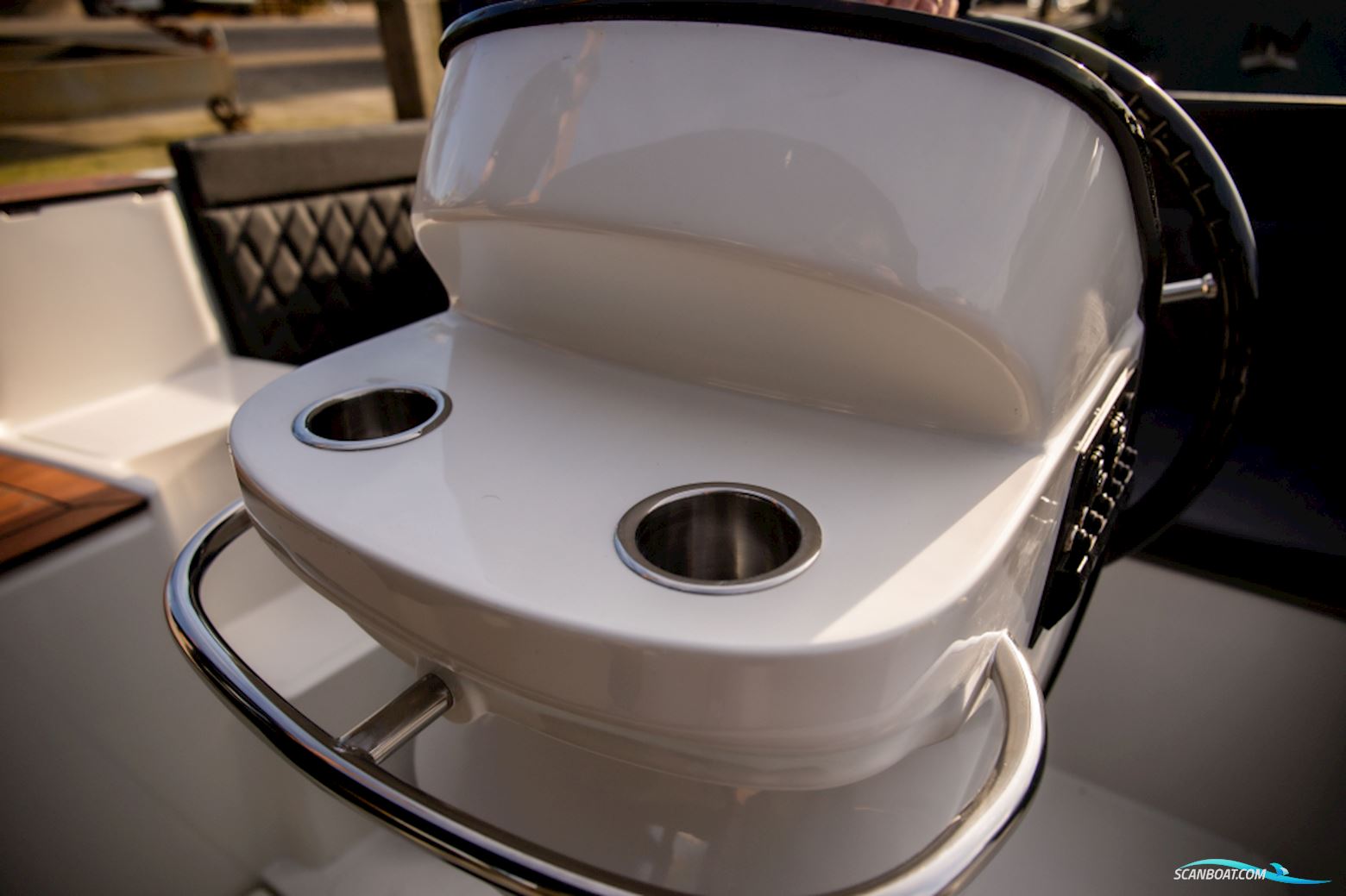 Oudhuijzer 740 Tender