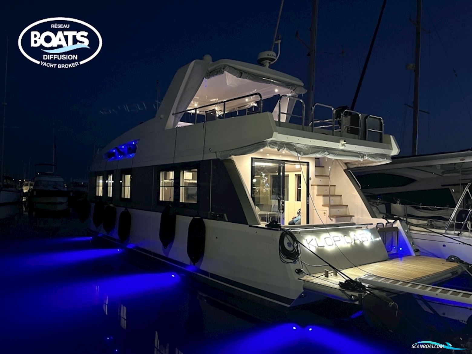 Overblue 44 Motorboat 2016, with Volvo engine, France