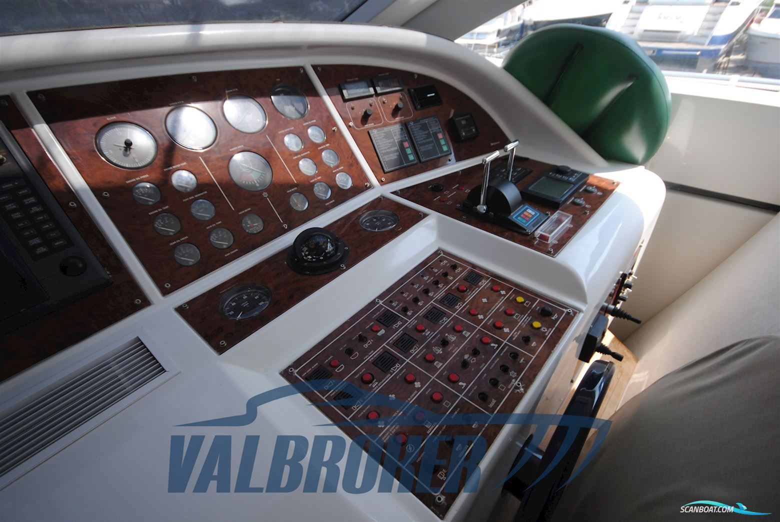 Overmarine Mangusta 72