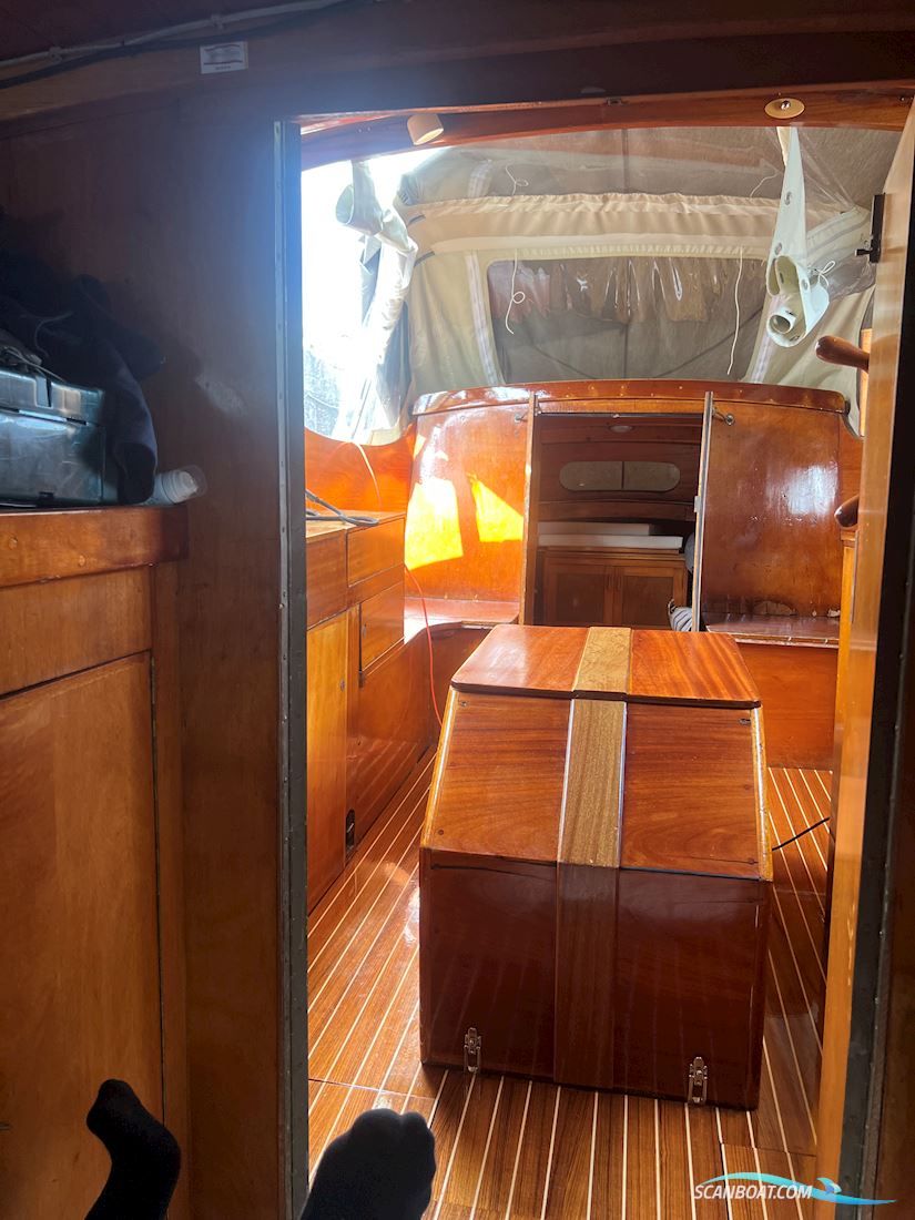 Oxelösund 28 Doubble Cabin Klassisk Motorbåd