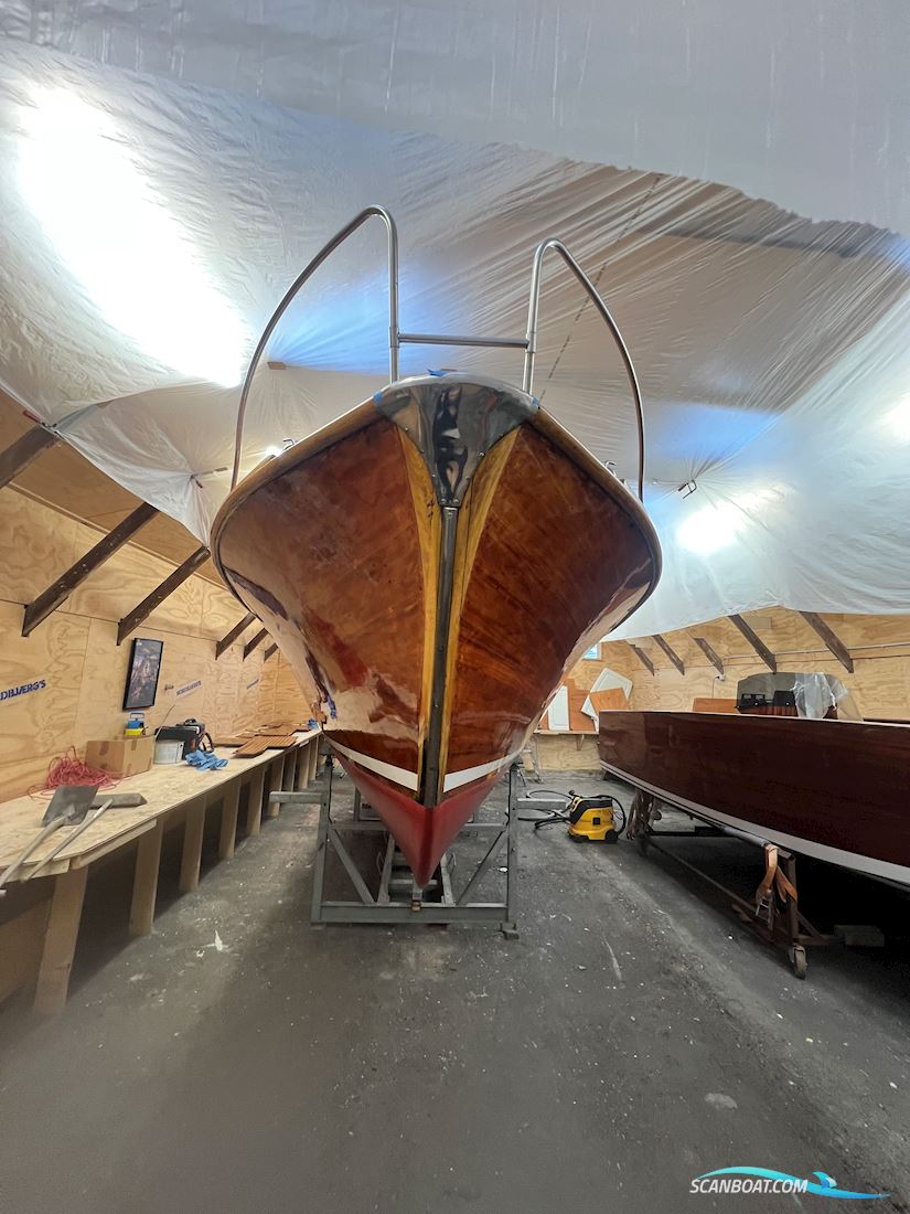 Oxelösund krydser 28 double Cabin. New enginge fully renovered 2026