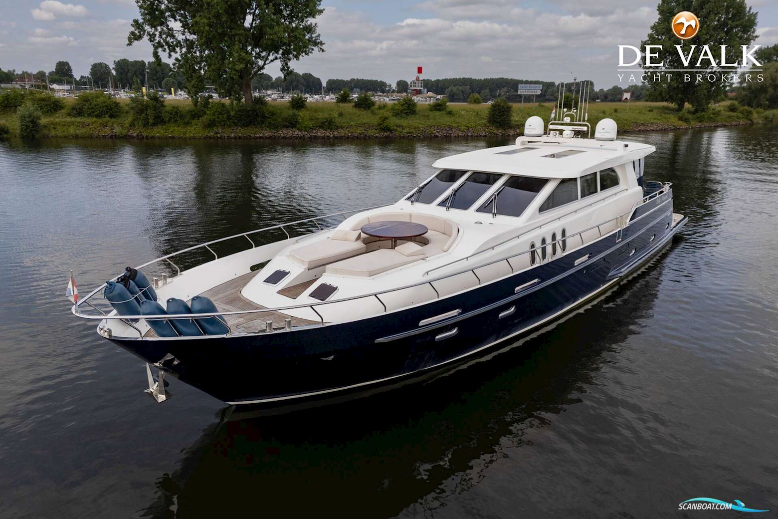 Pacific  Prestige 2300
