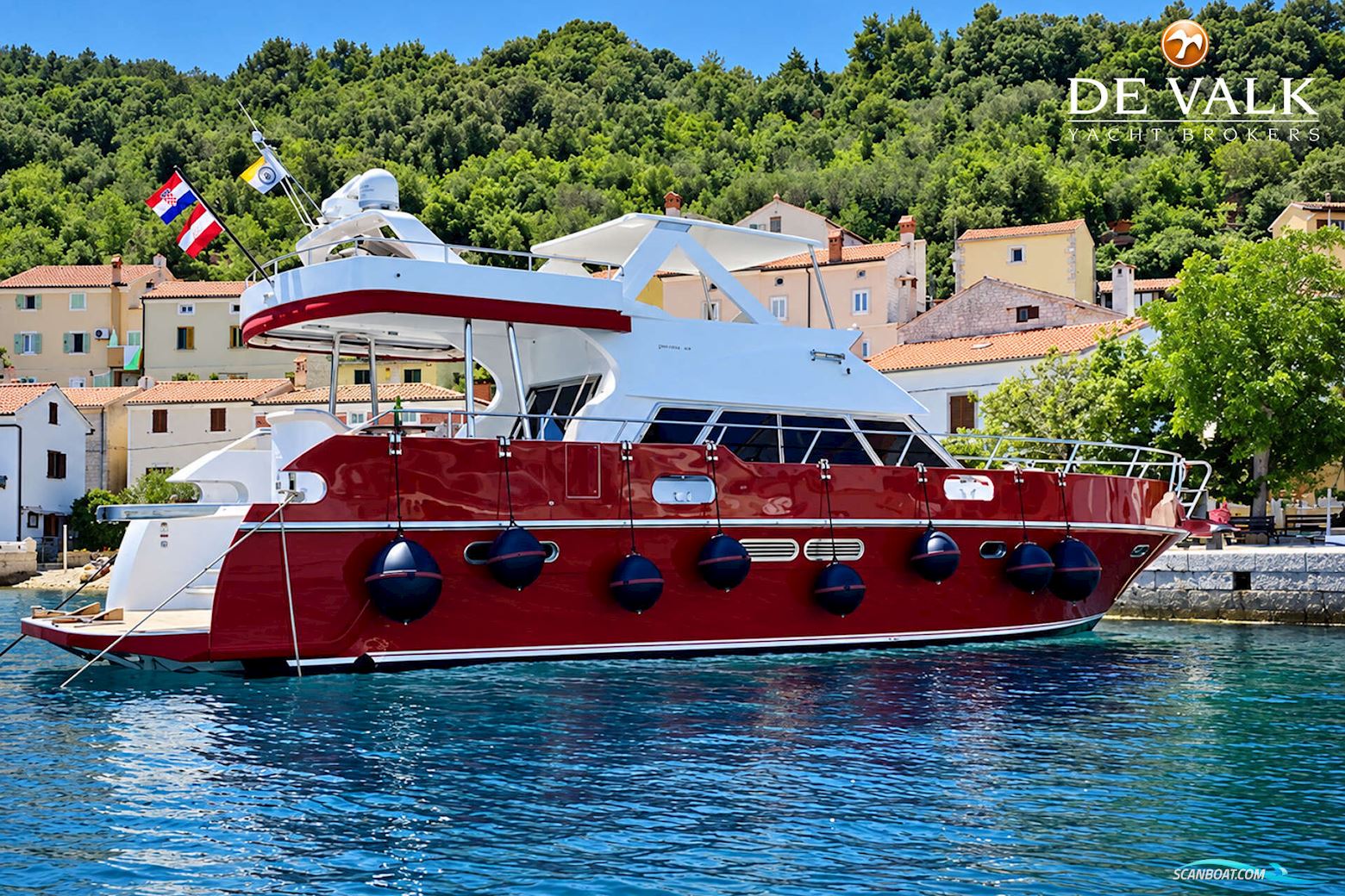 Pacific Horizon Motoryacht Motorboat 1995, with Volvo Penta engine, Croatia