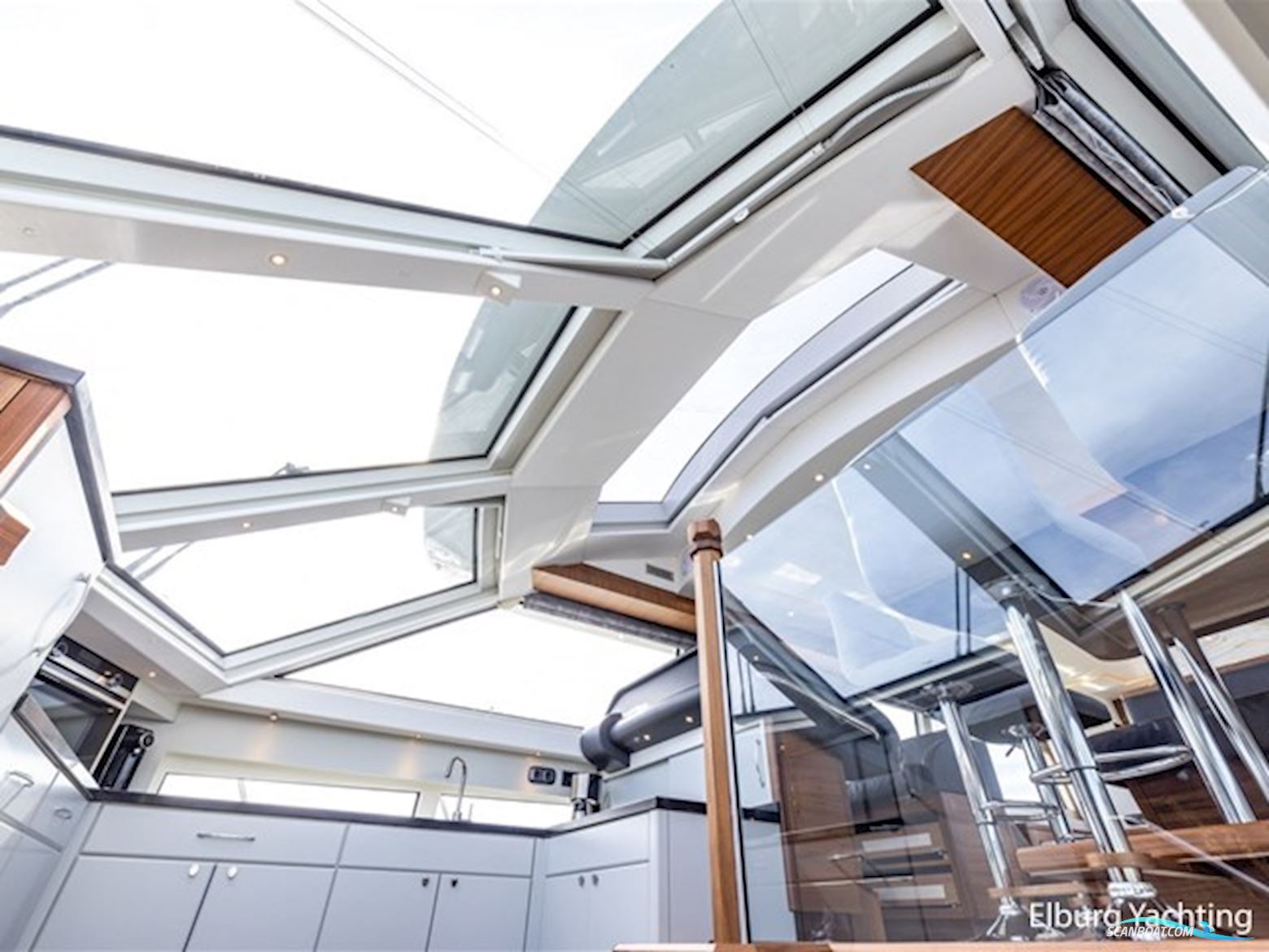 Pacific Pearl Fly 21.00  - CB  - Stabilizers 