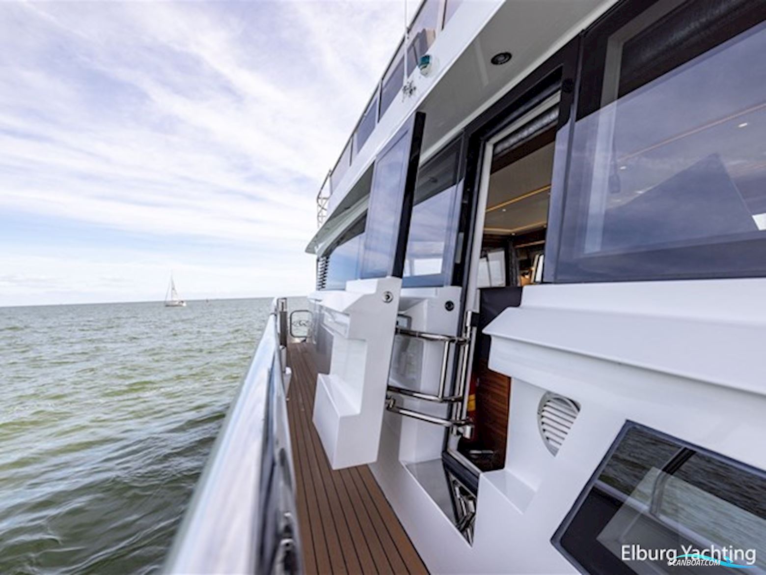 Pacific Pearl Fly 21.00  - CB  - Stabilizers 