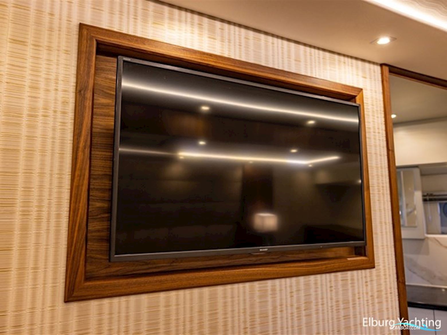 Pacific Pearl Fly 21.00  - CB  - Stabilizers