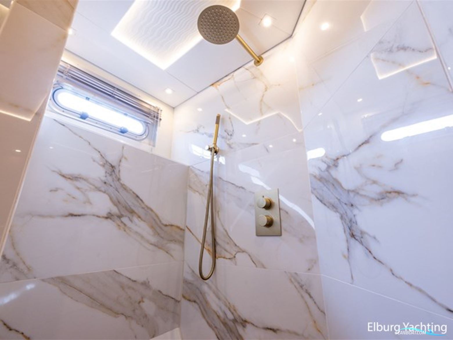 Pacific Pearl Fly 21.00  - CB  - Stabilizers