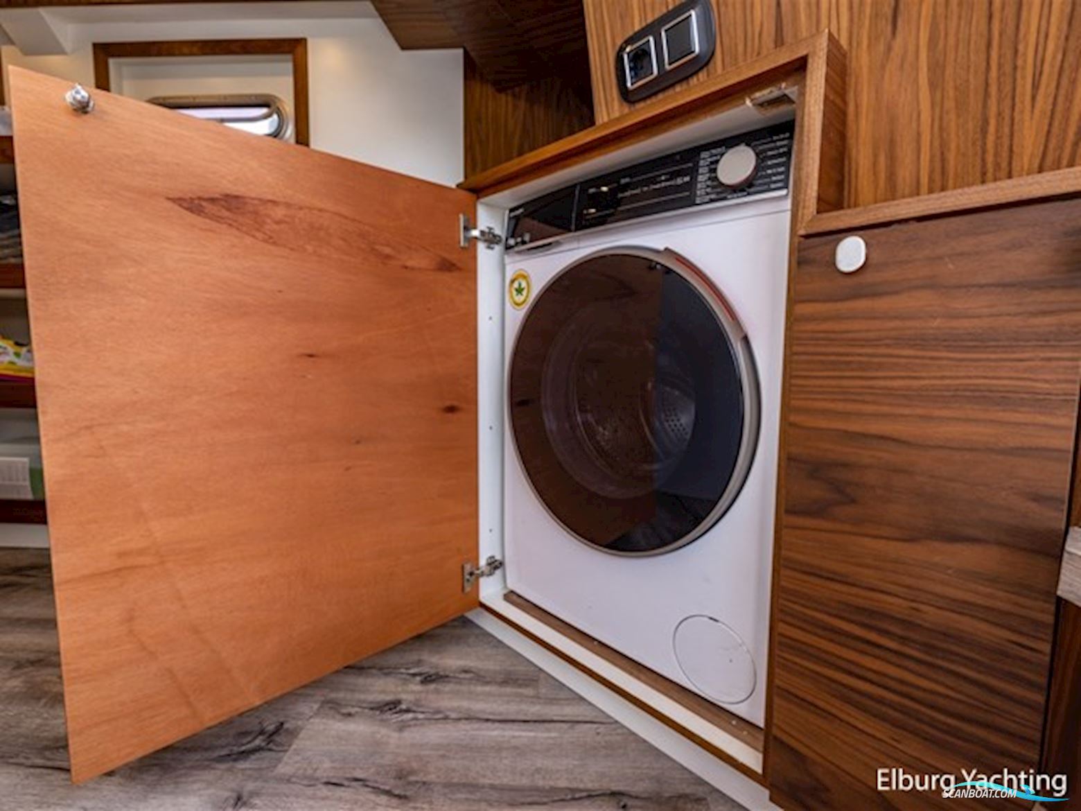 Pacific Pearl Fly 21.00  - CB  - Stabilizers