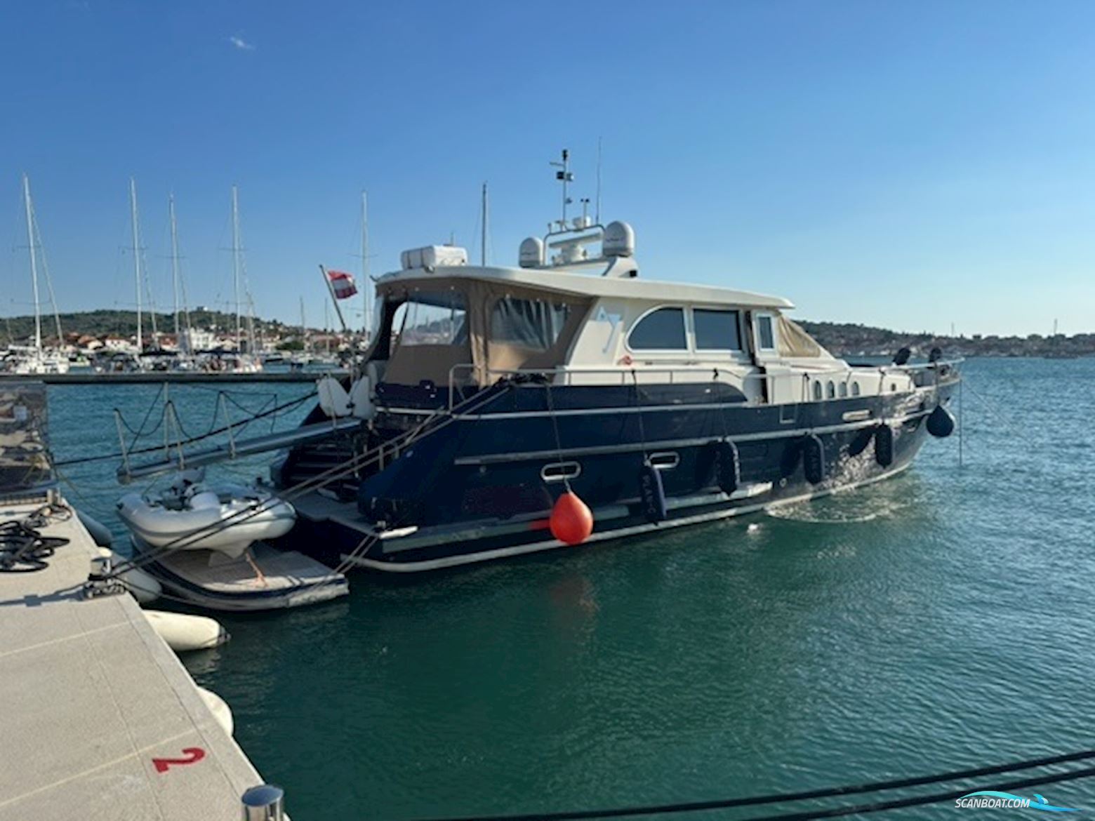 Pacific Prestige 170