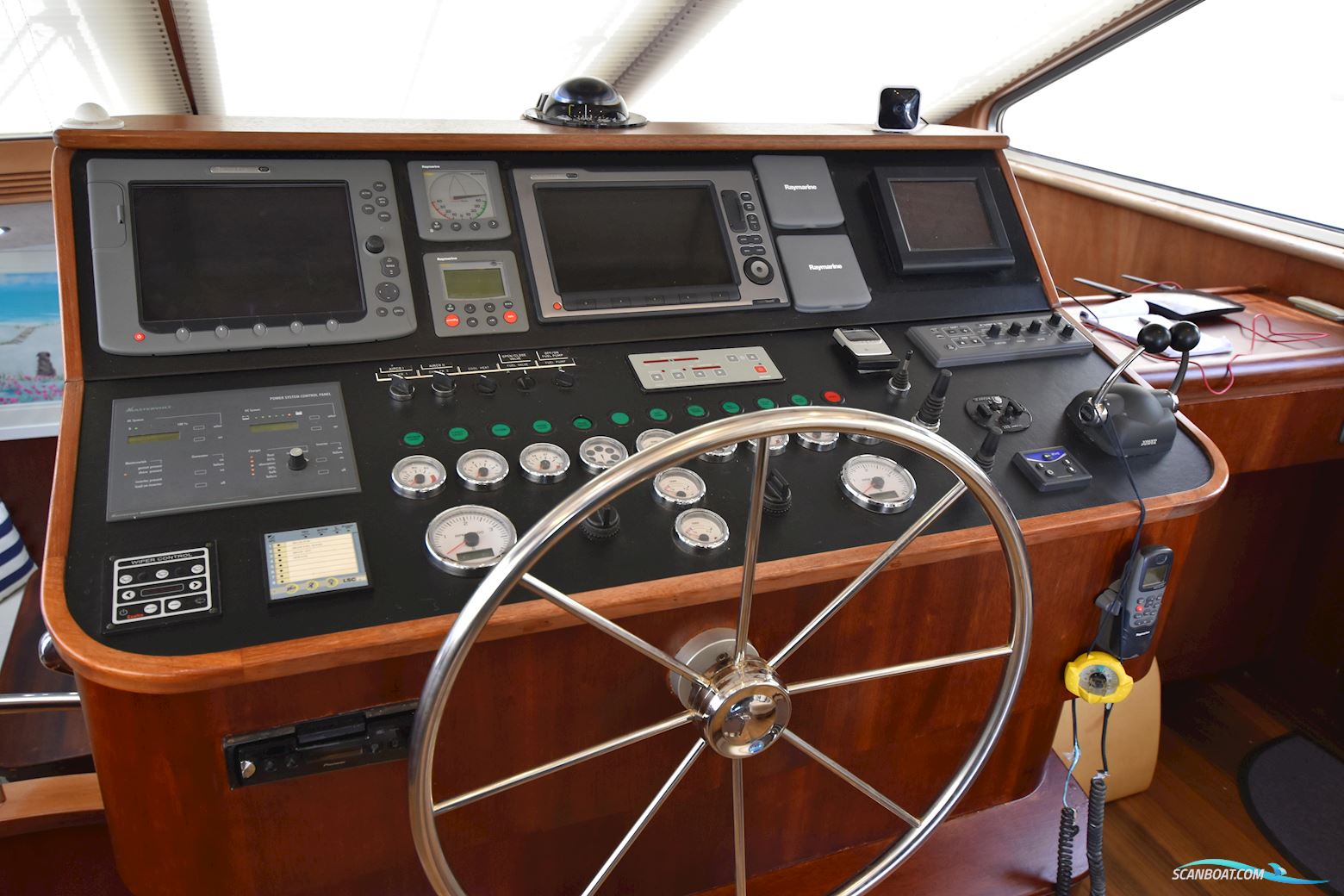 PACIFIC Prestige 170